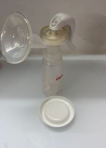 breastpump for baby feeding