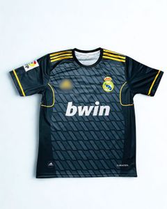 Real Madrid Retro Jersey