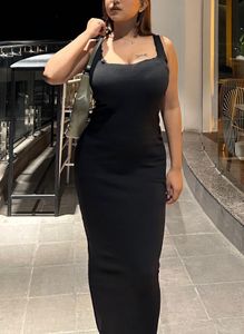 Elegant Black Maxi Dress for Special Occasions