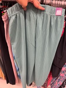 Olive Green Casual Pants - Size S