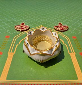 Elegant Lotus Design Candle Holders Set of 2