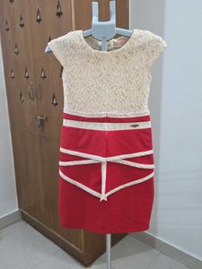 Chic Lace & Red Party Dress