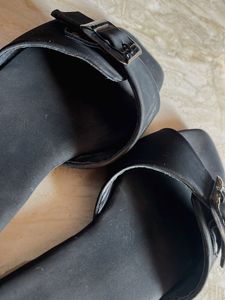Black Buckle Detail Slides