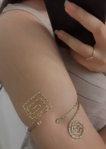 Unique Arm Cuff Bracelet (any1)