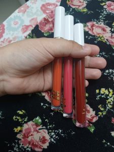 ⭐️MYGLAMM SET OF 3 LIQUID LIPSTICKS⭐️
