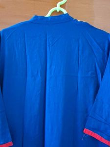 Elegant Blue Embroidered Kurta