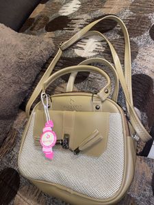 Stylish Tan Handbag