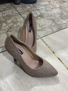 Glam Heeled Pumps
