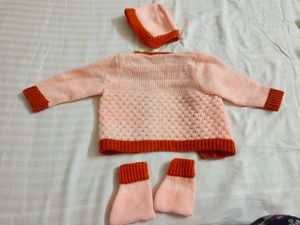 Sweater For 3 To 9 Months With Head Cap And Socks
