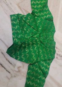 💚Green  Blouse