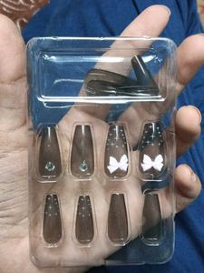 Luxury Press-On Nails for Special Occasions