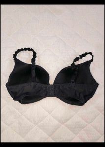Black Push-Up Bra with Scalloped Straps