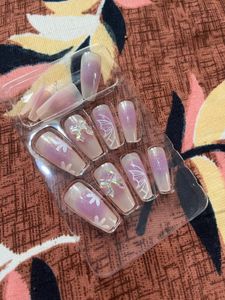 Beautiful DIY Press-On Nails
