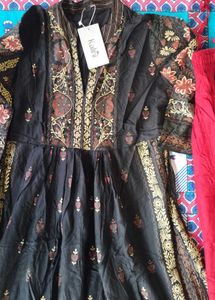 Elegant Black Kurta with Red Pants Set