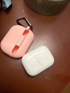 Apple AirPods Pro 2