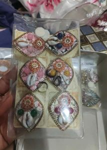 Ethnic saree pins