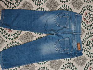 Women Stylish Capri Jeans-30