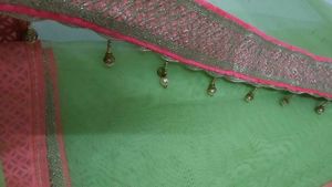 Ethnic odhani with blouse