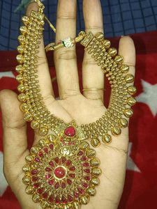 Nceck Set