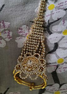 Stunning Rhinestone Ring braclet