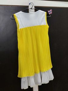 Girls Yellow sleeveless top