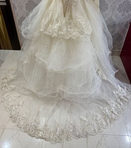 Elegant Bridal Lehenga with Intricate Lace