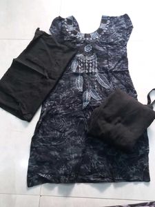 Black Sut Frint Embroidery