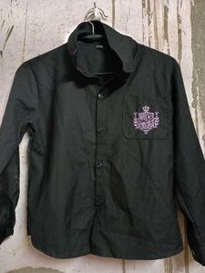 black shirt