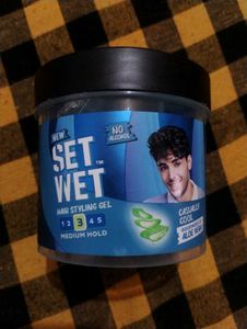 Set Wet Hair Styling Gel - Medium Hold