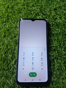 Micromax in 2c good condition mobile phone 4g