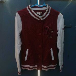 ✨️maroon Varsity jacket