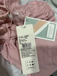 AND Round Neck Puff Sleeves Peplum Top