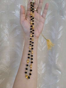 Elegant Gold &amp; Black Beaded Necklace