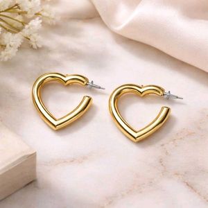 Chic Golden Heart Hoop Earrings💛