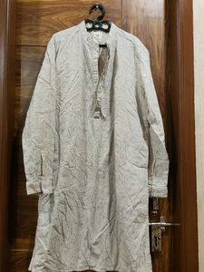 Men's Embroidered Kurta