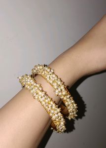 Moti Bangles In Golden Colour