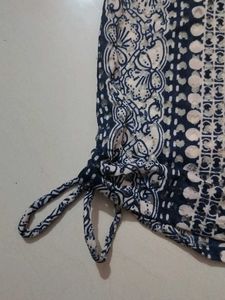 Patterned 3/4 Sleeve Blouse