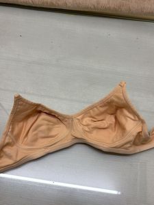 Bodycare Women's Seamless Bra_ brand new
