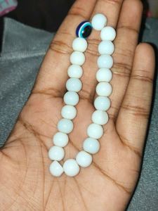 White Beaded Evil Eye Bracelet