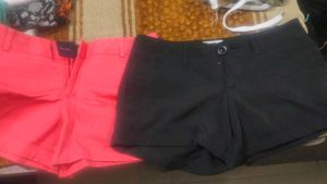 Chic Women's Shorts - Red &amp; Black