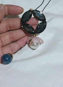 Elegant Geometric Pendant Necklace
