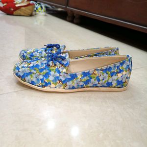 Blue Floral Ballerinas Ballet Flats