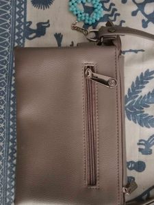 Catchy Crossbody Bag