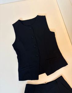 Set of 2(Shorts and Waistcoat)