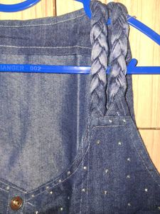 Stylish Denim Vest with Studs