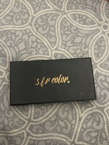 12 Color Eyeshadow Palette