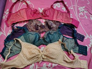 Set of 4 Women's Bras