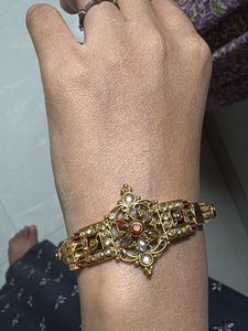Exquisite Traditional Bangle