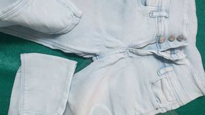 Light Wash Denim Jeans