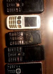 Bundle of 5 Vintage Feature Phones